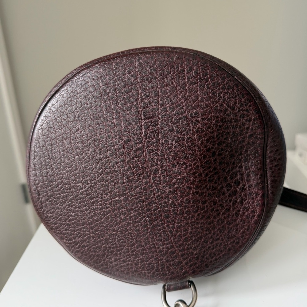 Hermès Perforated H Matelo Slingbag Backpack in Brown Leather - Picture 7 of 16